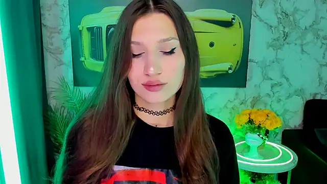 Mollyinyourmind online show from 04.14.26