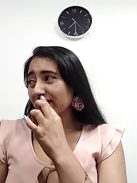 AMATISTA  16 online show from 09.23.25