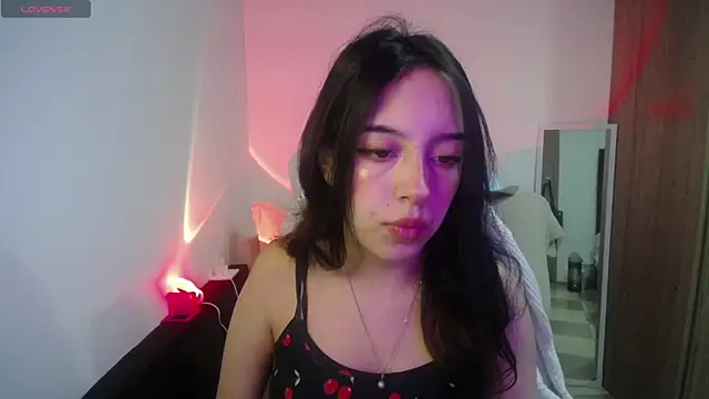 immisssilver online show from 10.15.25