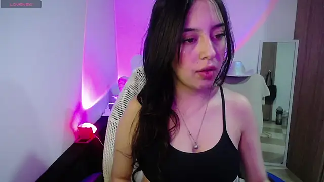 immisssilver online show from 10.17.25