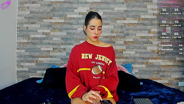 violett  golden online show from 10.07.25