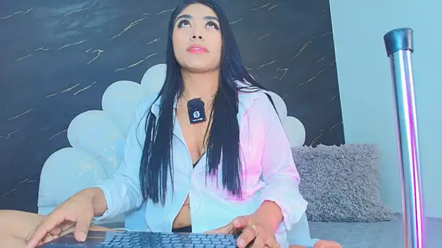 Roxana gomez online show from 03.31.26