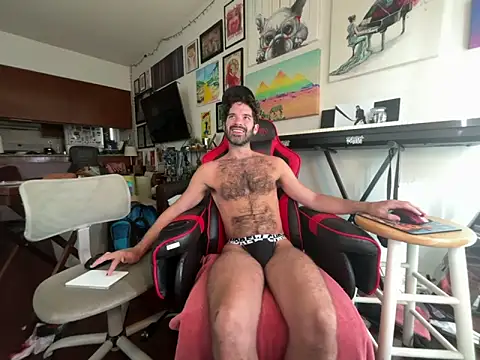 Snapshot of Pupscritch chatting on 06.17.26 Pupscritch online show from 06.17.26