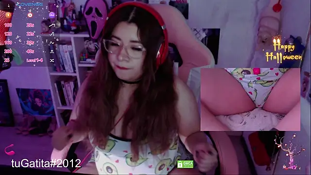 Snapshot of Pink_girl0n chatting on 10.21.25 Pink girl0n online show from 10.21.25