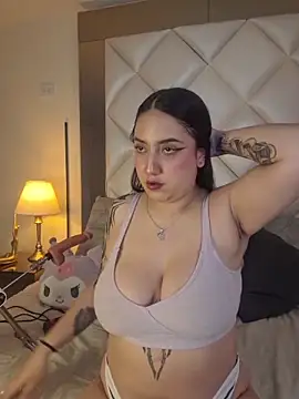 Abby Garciaa online show from 10.21.25