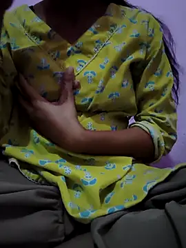 modelnishu online show from 12.04.25