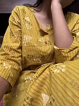 modelnishu online show from 02.06.26