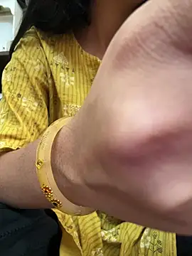 modelnishu online show from 03.07.26