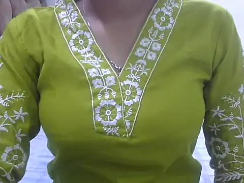 SONIYA 47 online show from 10.02.25