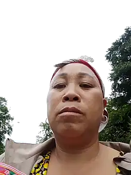 Mamapm20 online show from 10.16.25