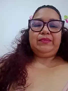 Snapshot of ladytropical1 chatting on 06.20.26 ladytropical1 online show from 06.20.26