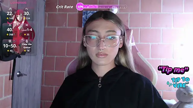 Snapshot of Andrea_camilaaa chatting on 09.29.25 Andrea camilaaa online show from 09.29.25