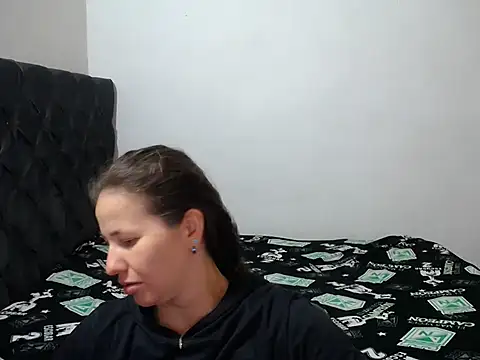 Valentina charlys online show from 10.15.25