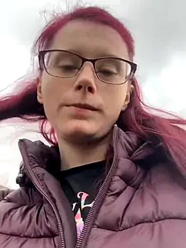 Snapshot of raen001 chatting on 11.27.25 raen001 online show from 11.27.25