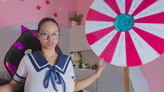 Snapshot of CandelaCool_ chatting on 10.26.25 CandelaCool online show from 10.26.25