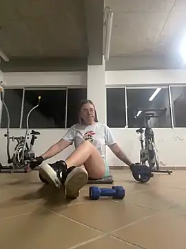 Snapshot of AlissonPeach01 chatting on 09.23.25 AlissonPeach01 online show from 09.23.25