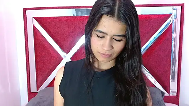 Snapshot of luna_starr69 chatting on 09.10.25 luna starr69 online show from 09.10.25