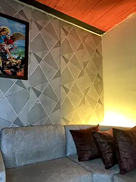 Alisse taylor2 online show from 11.18.25