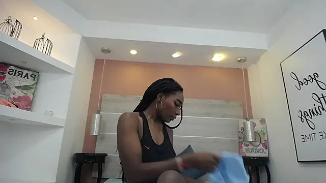 AlexandraCambell online show from 11.25.25