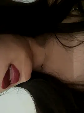 yaraline online show from 10.30.25