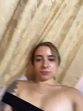 karla-thomsom10 online show from 03.04.26