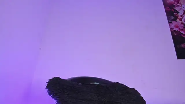 Snapshot of Lucy_shen_ chatting on 02.12.26 Lucy shen online show from 02.12.26