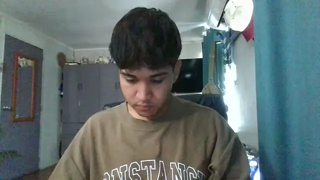 Snapshot of angxhot chatting on 12.04.25 angxhot online show from 12.04.25
