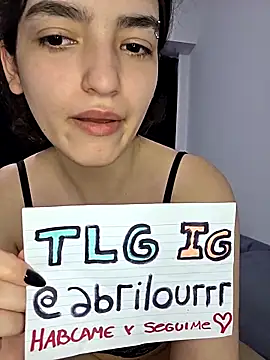 Snapshot of abrilour chatting on 10.25.25 abrilour online show from 10.25.25