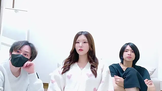 Snapshot of Reto-sama chatting on 11.09.25 Reto-sama online show from 11.09.25