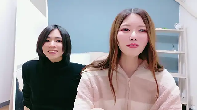 Snapshot of Reto-sama chatting on 12.02.25 Reto-sama online show from 12.02.25