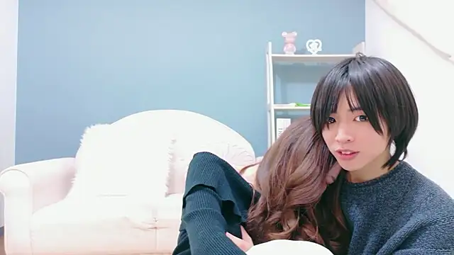 Snapshot of Reto-sama chatting on 12.16.25 Reto-sama online show from 12.16.25