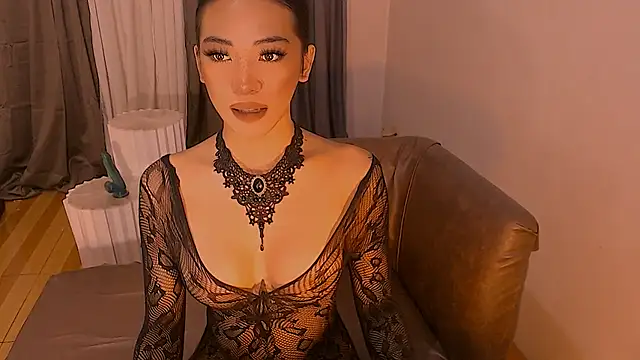 Snapshot of _Mia_Malkova_ chatting on 11.16.25 Mia Malkova online show from 11.16.25