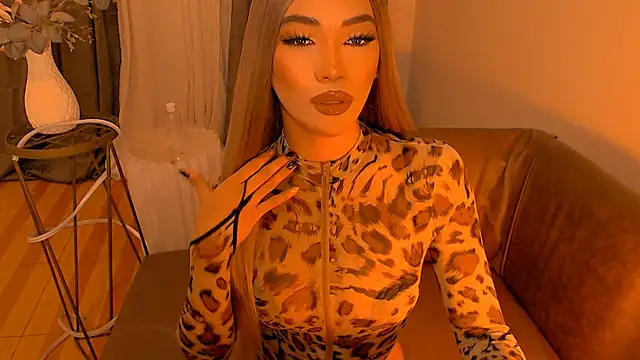 Snapshot of _Mia_Malkova_ chatting on 12.01.25 Mia Malkova online show from 12.01.25