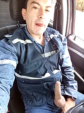 Snapshot of Blackaxes chatting on 09.11.25 Blackaxes online show from 09.11.25