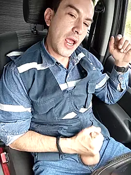 Snapshot of Blackaxes chatting on 09.30.25 Blackaxes online show from 09.30.25