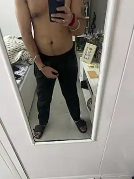 7 INCH MONSTER online show from 02.23.26