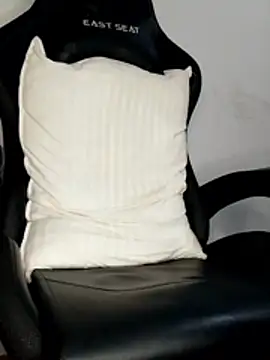 Bosssweet22cm online show from 02.05.26