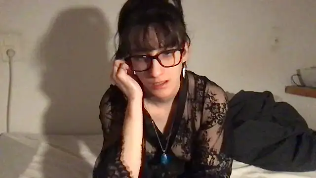 Snapshot of kimii222409 chatting on 11.28.25 kimii222409 online show from 11.28.25