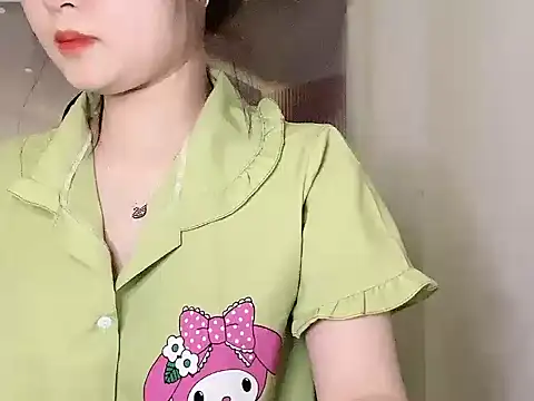 Snapshot of leisure_crime23 chatting on 09.28.25 leisure crime23 online show from 09.28.25