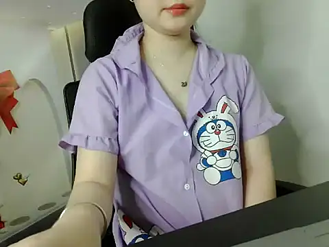 Snapshot of leisure_crime23 chatting on 10.17.25 leisure crime23 online show from 10.17.25