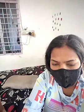 Snapshot of HOTSEXY_KAVYA chatting on 04.12.26 HOTSEXY KAVYA online show from 04.12.26