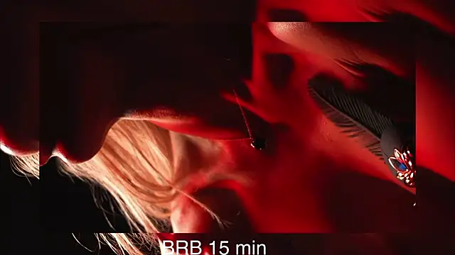 Snapshot of Alvuwkaa chatting on 02.17.26 Alvuwkaa online show from 02.17.26