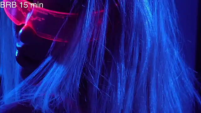 Snapshot of Alvuwkaa chatting on 02.25.26 Alvuwkaa online show from 02.25.26