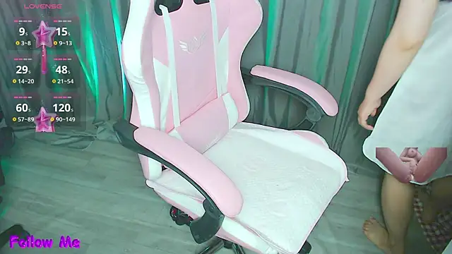 Snapshot of BabeFaceless chatting on 09.21.25 BabeFaceless online show from 09.21.25