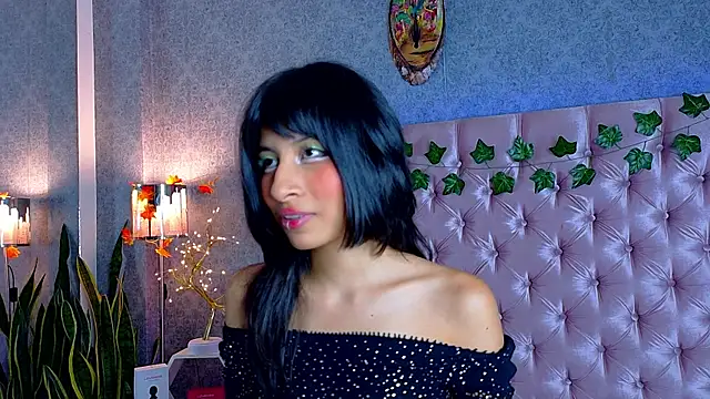 Snapshot of LizetteKitty chatting on 11.08.25 LizetteKitty online show from 11.08.25