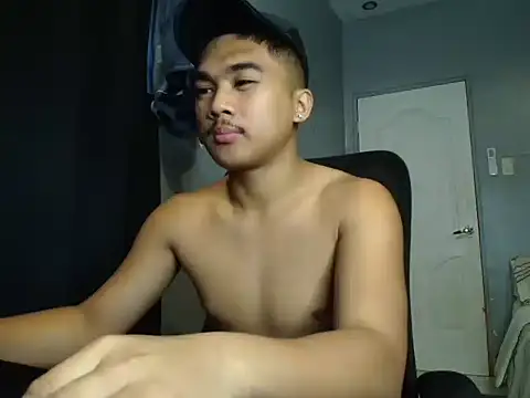 pinoyAdrianneXXX online show from 04.25.26