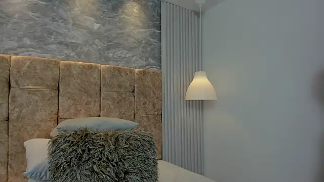 leilapons online show from 09.19.25