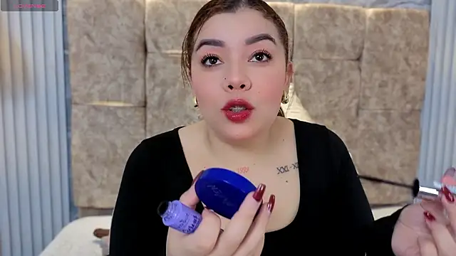 leilapons online show from 02.20.26