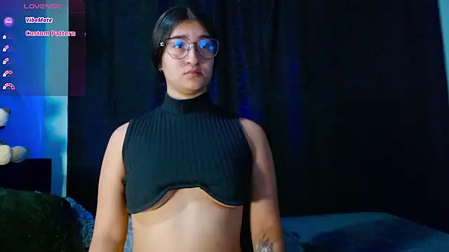 EVAH LEE  online show from 10.17.25