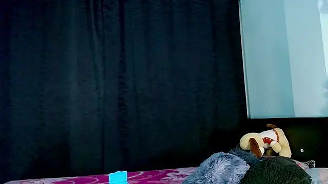 EVAH LEE  online show from 11.26.25